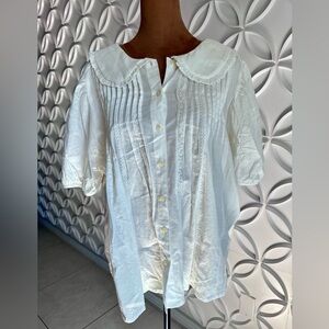 Universal Thread Ivory Button-Down Blouse T 8